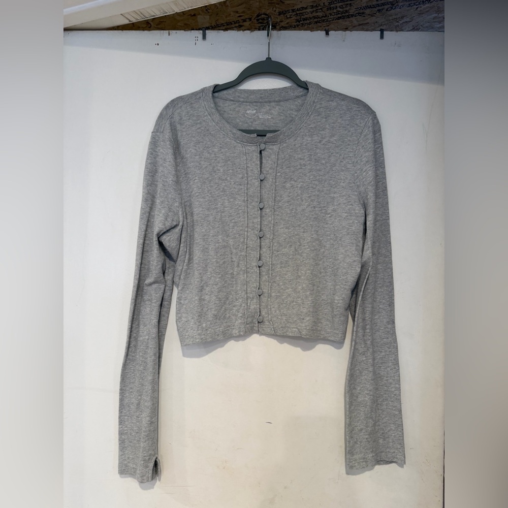 aerie Heather Gray Cropped Button Cardi